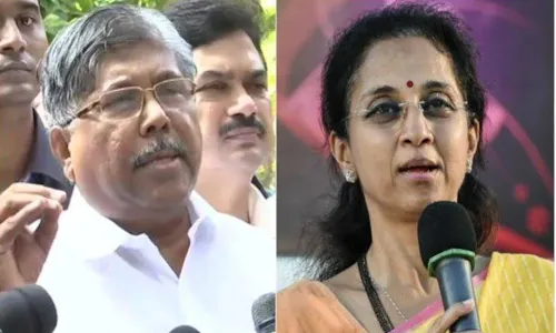 Maharashtra : సుప్రియా సూలేకి బీజేపీ చీఫ్ క్షమాపణలు..! Maharashtra : సుప్రియా సూలేకి బీజేపీ చీఫ్ క్షమాపణలు..!