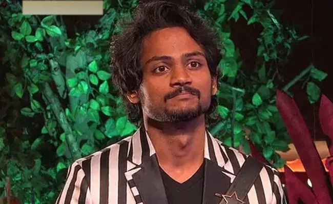 Shanmukh Jaswanth: బిగ్ బాస్ ఫేమ్ షణ్నూ ఇంట విషాదం.. ఎమోషనల్ పోస్ట్ షేర్.. Shanmukh Jaswanth: బిగ్ బాస్ ఫేమ్ షణ్నూ ఇంట విషాదం.. ఎమోషనల్ పోస్ట్ షేర్..
