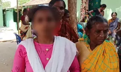 Warangal :  అప్పుడు ప్రేమించి పెళ్లి.. ఇప్పుడు కట్నం కోసం వేధింపులు..! Warangal :  అప్పుడు ప్రేమించి పెళ్లి.. ఇప్పుడు కట్నం కోసం వేధింపులు..!