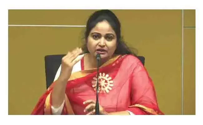 Divyavani :  టీడీపీకి రాజీనామా చేశానంటూ జరుగుతున్న ప్రచారం అవాస్తవం : దివ్యవాణి Divyavani :  టీడీపీకి రాజీనామా చేశానంటూ జరుగుతున్న ప్రచారం అవాస్తవం : దివ్యవాణి