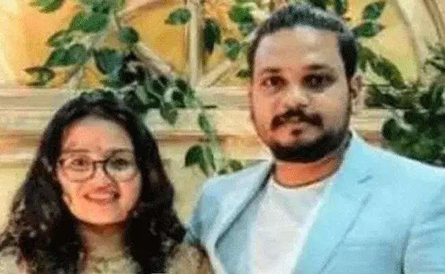 Bengalore: ప్రేమ..పెళ్లి.. అంతలోనే ఆత్మహత్య.. Bengalore: ప్రేమ..పెళ్లి.. అంతలోనే ఆత్మహత్య..