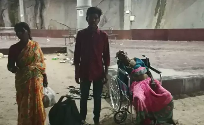 Yadadri: యాదాద్రి కొండపై దారుణం.. సమయానికి వైద్యం అందక వృద్ధురాలు మృతి..