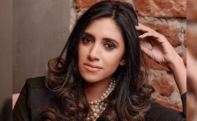 Crime News: సెలబ్రిటీ ఫ్యాషన్ డిజైనర్ ప్రత్యూష అనుమానాస్పద మృతి Crime News: సెలబ్రిటీ ఫ్యాషన్ డిజైనర్ ప్రత్యూష అనుమానాస్పద మృతి