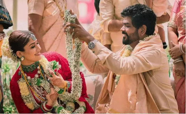 Nayanthara: భర్తకు ప్రేమతో.. రూ. 20 కోట్ల విలువైన బహుమతి... Nayanthara: భర్తకు ప్రేమతో.. రూ. 20 కోట్ల విలువైన బహుమతి...