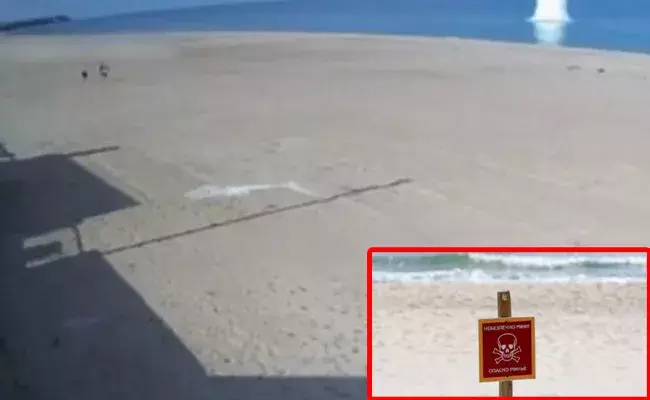 Ukraine Swimmer Blown Up: స్విమ్మింగ్ అని వెళ్లాడు.. కుటుంబం ముందే ముక్కలుగా పేలిపోయాడు.. Ukraine Swimmer Blown Up: స్విమ్మింగ్ అని వెళ్లాడు.. కుటుంబం ముందే ముక్కలుగా పేలిపోయాడు..