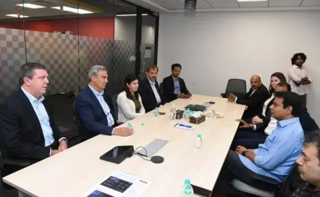 KTR: తెలంగాణలో మరో 700 కోట్ల పెట్టుబడి.. మూడు వేల మందికి ఉద్యోగాలు..