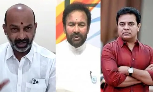 Secunderabad: అగ్నిపథ్ నిరసనలు.. స్పందిస్తున్న రాజకీయ నాయకులు.. Secunderabad: అగ్నిపథ్ నిరసనలు.. స్పందిస్తున్న రాజకీయ నాయకులు..