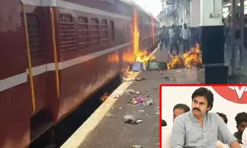 Pawan Kalyan: సికింద్రాబాద్ రైల్వేస్టేషన్ ఘటనపై స్పందించిన పవన్ కళ్యాణ్.. Pawan Kalyan: సికింద్రాబాద్ రైల్వేస్టేషన్ ఘటనపై స్పందించిన పవన్ కళ్యాణ్..