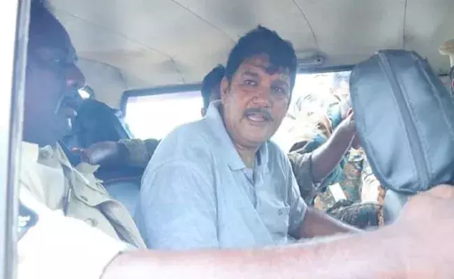 Dhulipalla Narendra: గుంటూరు జిల్లాలో అక్రమ మైనింగ్‌పై పక్కా ఆధారాలున్నాయి: ధూళిపాళ్ల