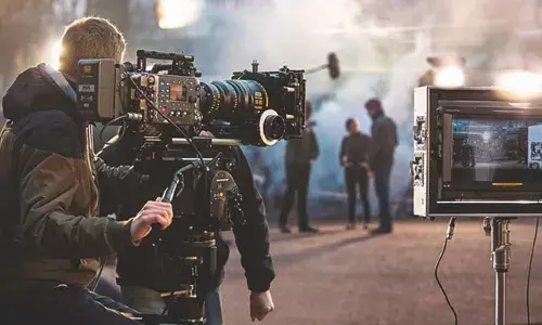 Tollywood: టాలీవుడ్‌లో షూటింగ్‌లు బంద్.! కారణం ఏంటంటే..?