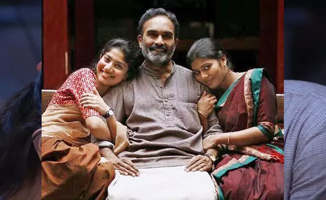 Actor Sai Chand: ఆన్ స్క్రీన్ లో ఓ అద్భుతమైన నాన్న.. పెళ్లవకుండానే తండ్రయ్యారు.. Actor Sai Chand: ఆన్ స్క్రీన్ లో ఓ అద్భుతమైన నాన్న.. పెళ్లవకుండానే తండ్రయ్యారు..