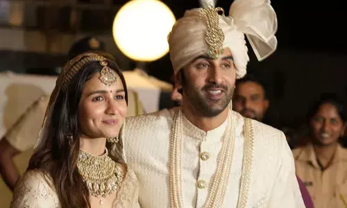 Ranbir Kapoor: రణభీర్ ఫేవరెట్ హీరోయిన్ ఆలియా కాదట.. మరి ఎవరంటే..? Ranbir Kapoor: రణభీర్ ఫేవరెట్ హీరోయిన్ ఆలియా కాదట.. మరి ఎవరంటే..?