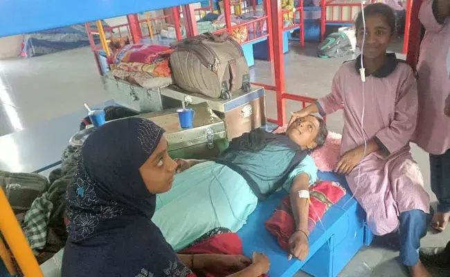 Siddipet: సిద్దిపేటలోని గురుకుల పాఠశాలలో ఫుడ్ పాయిజన్.. 120 మందికి అస్వస్థత..