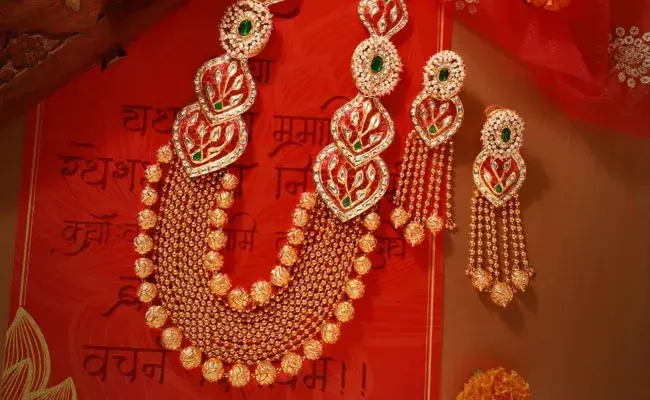 Gold and Silver Rates Today : పెరిగిన బంగారం, వెండి ధరలు..