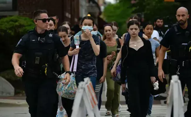 Chicago: అమెరికాలో ఆగని కాల్పుల మోత.. ఆరుగురు మృతి.. Chicago: అమెరికాలో ఆగని కాల్పుల మోత.. ఆరుగురు మృతి..