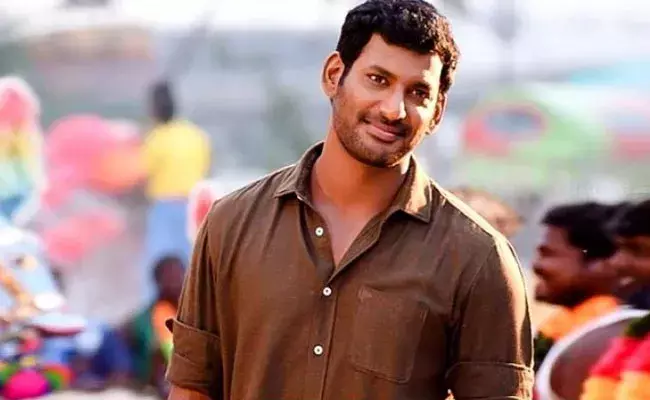 Vishal: నటితో పెళ్లి క్యాన్సిల్ తర్వాత మరో యువతితో విశాల్ ప్రేమాయణం.. Vishal: నటితో పెళ్లి క్యాన్సిల్ తర్వాత మరో యువతితో విశాల్ ప్రేమాయణం..