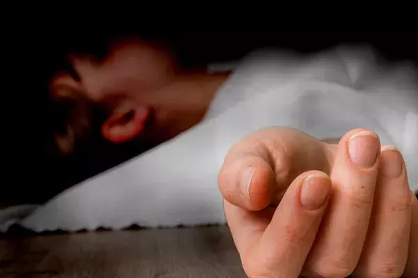 Vikarabad Crime : ప్రేమించి మోసం చేశాడు.. అందుకే ఆ నిర్ణయం తీసుకుంది..! Vikarabad Crime : ప్రేమించి మోసం చేశాడు.. అందుకే ఆ నిర్ణయం తీసుకుంది..!