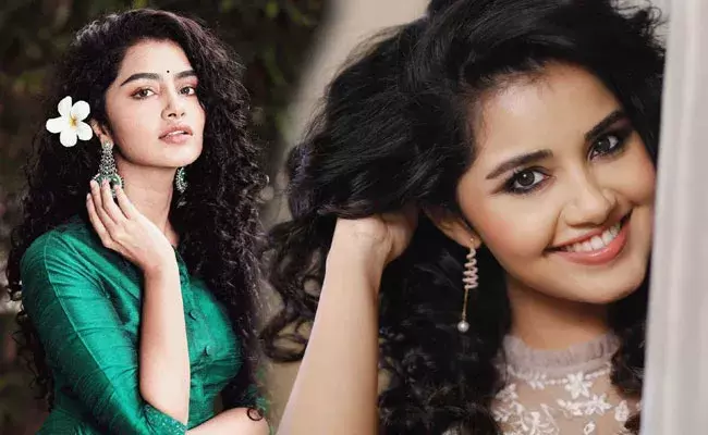 Anupama Parameswaran: అనుపమ ఫ్యాన్స్‌కు షాక్.. ఆ సినిమా నేరుగా ఓటీటీకే..
