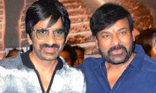 Mega 154: చిరు మూవీ నుండి తప్పుకున్న రవితేజ.. ఆ ప్లేస్లో మరో స్టార్ హీరో.. Mega 154: చిరు మూవీ నుండి తప్పుకున్న రవితేజ.. ఆ ప్లేస్లో మరో స్టార్ హీరో..