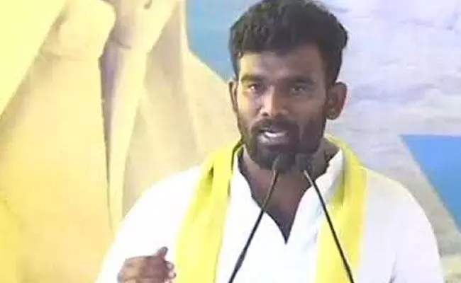 Anantapuram Paritala : బటన్ నొక్కుడు సీఎంగా మారిపోయారు : పరిటాల శ్రీరాం Anantapuram Paritala : బటన్ నొక్కుడు సీఎంగా మారిపోయారు : పరిటాల శ్రీరాం