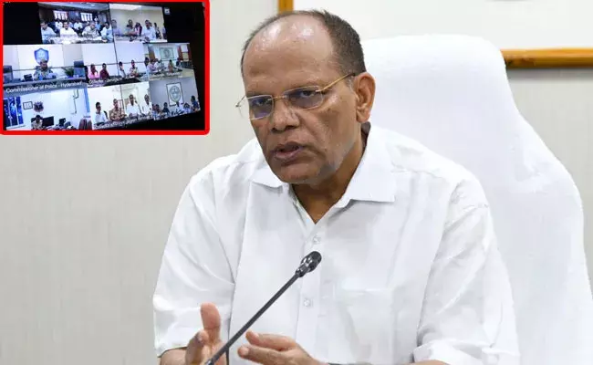 Telangana Rains: భారీ వర్షాలతో అప్రమత్తమైన తెలంగాణ ప్రభుత్వం.. సీఎస్‌ సమీక్ష..