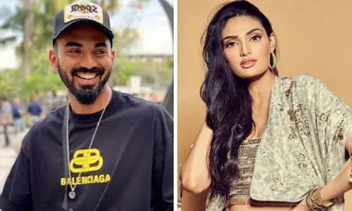 Athiya Shetty: పెళ్లికి సిద్ధమయిన మరో బాలీవుడ్ ప్రేమజంట.. పనులు మొదలు.. Athiya Shetty: పెళ్లికి సిద్ధమయిన మరో బాలీవుడ్ ప్రేమజంట.. పనులు మొదలు..