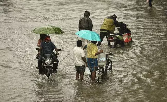AP Rains : ముంచెత్తుతున్న వరదలు.. రాకపోకలకు బ్రేక్