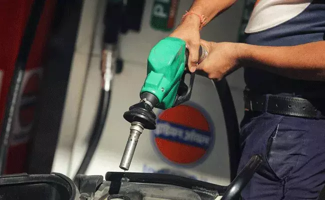 Maharashtra : పెట్రోల్‌పై ఏక్‌నాథ్ షిండే మహా నిర్ణయం..