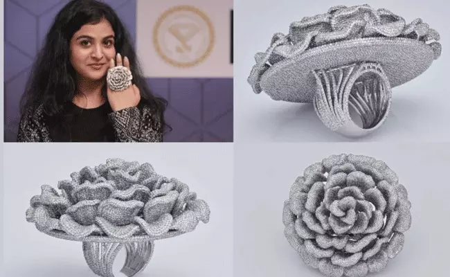 Guinness Record : 24 వేల 679 వజ్రాలతో రింగ్ తయారీ.. భారత్కు మరో గిన్నిస్ రికార్డ్ Guinness Record : 24 వేల 679 వజ్రాలతో రింగ్ తయారీ.. భారత్కు మరో గిన్నిస్ రికార్డ్