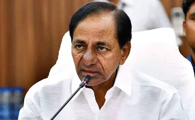 KCR : క్లౌడ్ బరస్ట్ కుట్రలు చేస్తున్నారు : కేసీఆర్ KCR : క్లౌడ్ బరస్ట్ కుట్రలు చేస్తున్నారు : కేసీఆర్