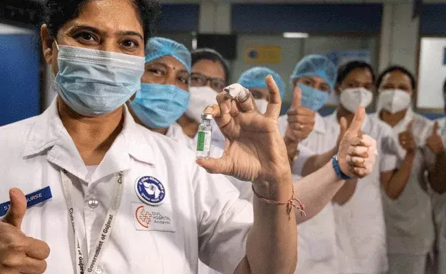 Corona Vaccine : వ్యాక్సినేషన్‌లో భారత్ రికార్డ్.. 200ల కోట్ల డోసుల పంపిణీ..
