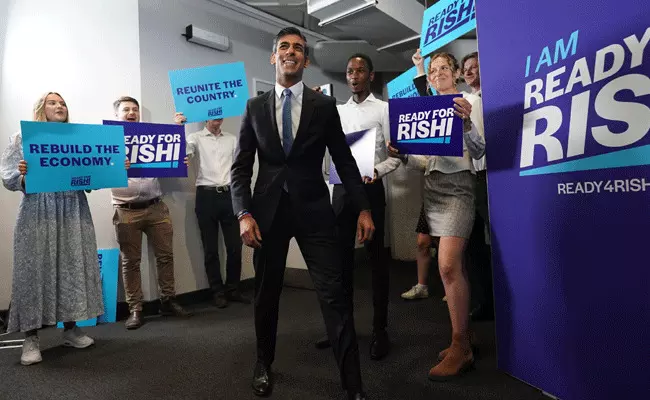 Rishi Sunak : ఒపీనియన్ పోల్స్లో రిషి సునక్కే మెజారిటీ.. Rishi Sunak : ఒపీనియన్ పోల్స్లో రిషి సునక్కే మెజారిటీ..