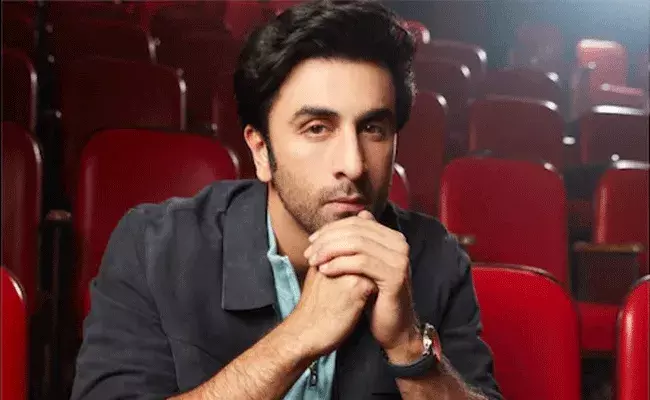 Ranbir Kapoor: తెలుగు సినిమా అవకాశం కోసం ఎదురుచూస్తున్నాను.. త్వరలోనే..: రణబీర్ Ranbir Kapoor: తెలుగు సినిమా అవకాశం కోసం ఎదురుచూస్తున్నాను.. త్వరలోనే..: రణబీర్