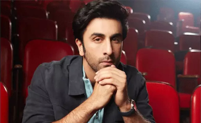 Ranbir Kapoor: తెలుగు సినిమా అవకాశం కోసం ఎదురుచూస్తున్నాను.. త్వరలోనే..: రణబీర్ Ranbir Kapoor: తెలుగు సినిమా అవకాశం కోసం ఎదురుచూస్తున్నాను.. త్వరలోనే..: రణబీర్