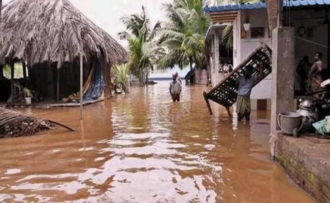 Lanka Villages : ముంపులో గోదావరి లంక గ్రామాలు..