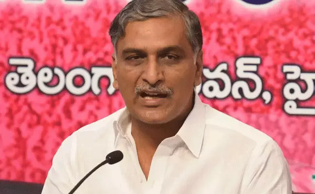 Harish Rao : పటాన్ చెరు సూపర్ స్పెషాలిటీ ఆసుపత్రిని పరిశీలించిన హరీష్ రావు Harish Rao : పటాన్ చెరు సూపర్ స్పెషాలిటీ ఆసుపత్రిని పరిశీలించిన హరీష్ రావు