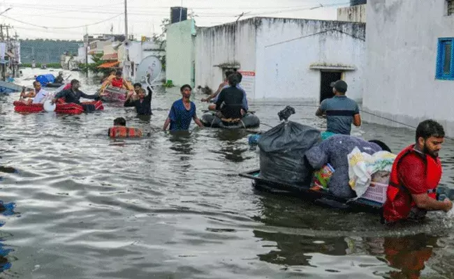Telangana : అందుకు కేంద్రాన్ని రూ.1000 కోట్లు సాయం కోరిన తెలంగాణ ప్రభుత్వం.. Telangana : అందుకు కేంద్రాన్ని రూ.1000 కోట్లు సాయం కోరిన తెలంగాణ ప్రభుత్వం..