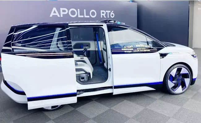 vehicle without steering: భలే కారు.. స్టీరింగ్ లేదు.. డ్రైవర్‌తో పన్లేదు..