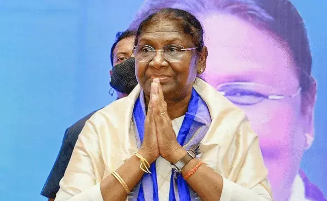 Draupadi Murmu: భారత 15వ రాష్ట్రపతిగా ద్రౌపది ముర్ము.. Draupadi Murmu: భారత 15వ రాష్ట్రపతిగా ద్రౌపది ముర్ము..