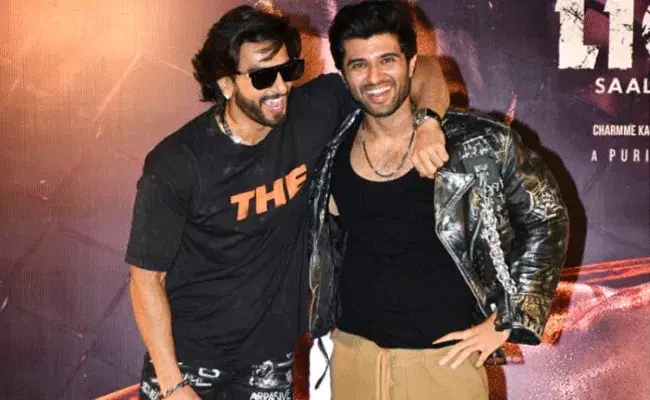 Vijay Devarakonda: ఇది నా పర్సనల్ కల.. బాలీవుడ్‌‌కు వెళ్లడంపై విజయ్ కామెంట్స్..