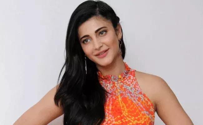 Shruti Haasan: ఒక్క సినిమాకంటే ఎక్కువ చేస్తానని అనుకోలేదు: శృతి హాసన్ Shruti Haasan: ఒక్క సినిమాకంటే ఎక్కువ చేస్తానని అనుకోలేదు: శృతి హాసన్
