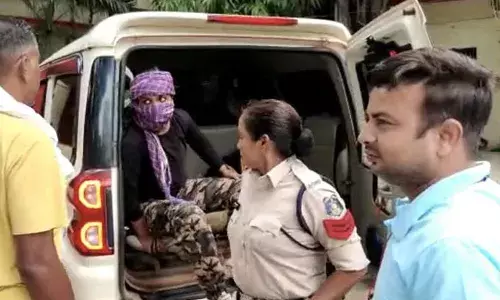 Crime News: 15 ఏళ్ల బాలికకు ఇంత అసహనమా.. హారన్ కొట్టినా జరగలేదని హత్య.. Crime News: 15 ఏళ్ల బాలికకు ఇంత అసహనమా.. హారన్ కొట్టినా జరగలేదని హత్య..