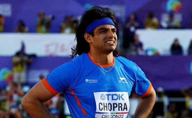 Neeraj Chopra : కామన్వెల్త్ గేమ్స్ నుంచి తప్పుకున్న నీరజ్ చోప్రా.. కారణమదే.. Neeraj Chopra : కామన్వెల్త్ గేమ్స్ నుంచి తప్పుకున్న నీరజ్ చోప్రా.. కారణమదే..