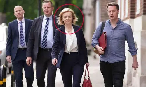 Liz Truss: బ్రిటన్ ప్రధాని రేసులో లిజ్ ట్రస్.. ఇంతకీ ఎవరీమె.. Liz Truss: బ్రిటన్ ప్రధాని రేసులో లిజ్ ట్రస్.. ఇంతకీ ఎవరీమె..