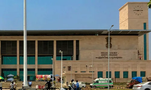 AP High Court: ఏపీ హైకోర్టును కర్నూలుకు మార్చే ప్రతిపాదన లేదు: కేంద్రం