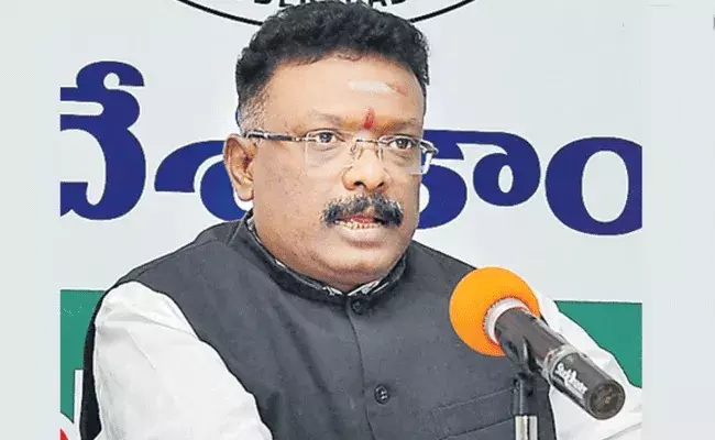 Dasoju Sravan: కాంగ్రెస్కు మరో దెబ్బ.. జాతీయ అధికార ప్రతినిధి దాసోజు శ్రవణ్ రాజీనామా.. Dasoju Sravan: కాంగ్రెస్కు మరో దెబ్బ.. జాతీయ అధికార ప్రతినిధి దాసోజు శ్రవణ్ రాజీనామా..