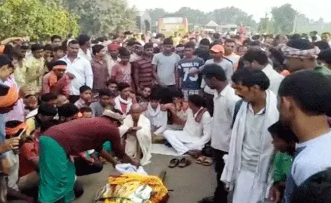 Bihar: కల్తీ మద్యం ప్రభావం.. కంటిచూపు కోల్పోవడంతో పాటు మృత్యువాత..