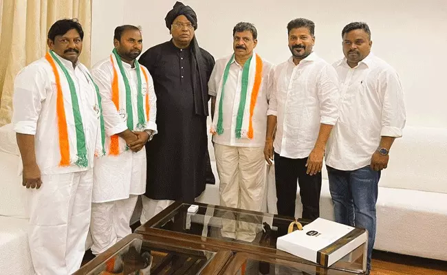 Cheruku Sudhakar : తెలంగాణ ఇంటి పార్టీని కాంగ్రెస్లో విలీనం చేసిన చెరుకు సుధాకర్.. Cheruku Sudhakar : తెలంగాణ ఇంటి పార్టీని కాంగ్రెస్లో విలీనం చేసిన చెరుకు సుధాకర్..