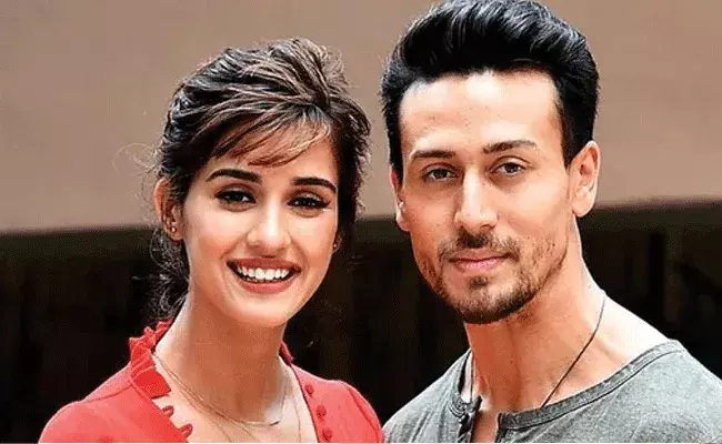 Tiger Shroff: టైగర్, దిశా బ్రేకప్ రూమర్స్.. సోషల్ మీడియాలో కపుల్ క్లారిటీ.. Tiger Shroff: టైగర్, దిశా బ్రేకప్ రూమర్స్.. సోషల్ మీడియాలో కపుల్ క్లారిటీ..