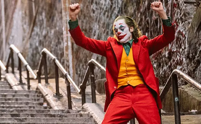 Joker Sequel : జోకర్ సీక్వెల్ వచ్చేస్తోంది.. రిలీజ్ ఎప్పుడంటే.. Joker Sequel : జోకర్ సీక్వెల్ వచ్చేస్తోంది.. రిలీజ్ ఎప్పుడంటే..